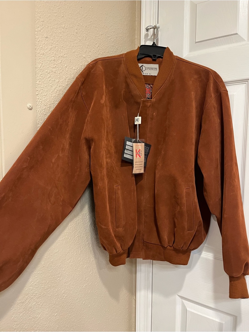 IC COLLECTION Men's Suede Bomber Jacket - Rust